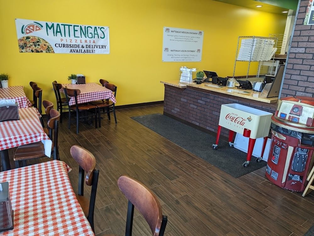 About Mattenga's Pizzeria 46 HW New Braunfels