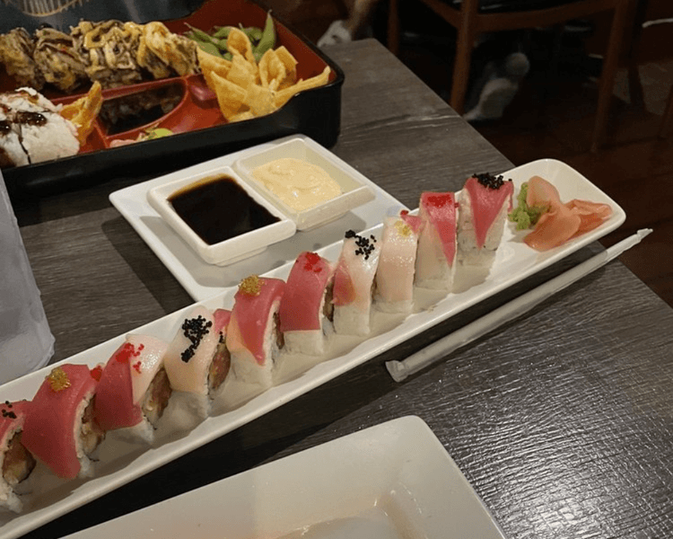 MoMo Sushi & Grill