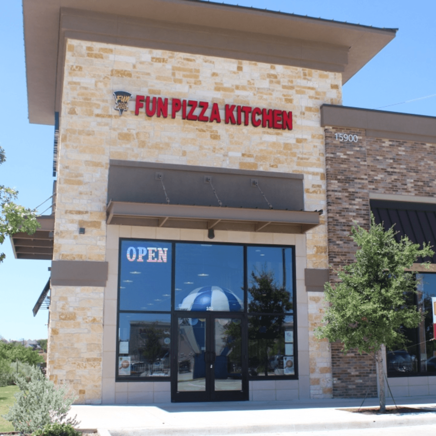 Franchise With Fun Pizza Kitchen