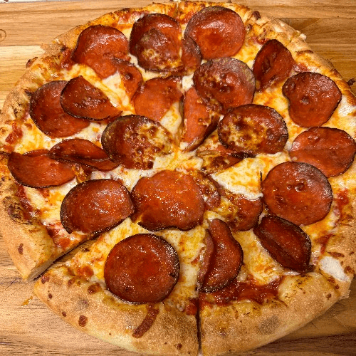 Classic Pepperoni Pizza (Large 15")