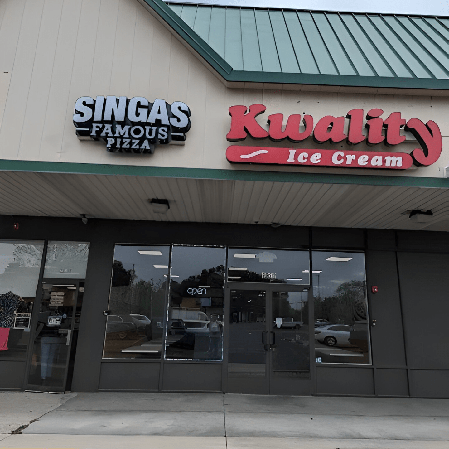 Singas Famous Pizza - Bensalem