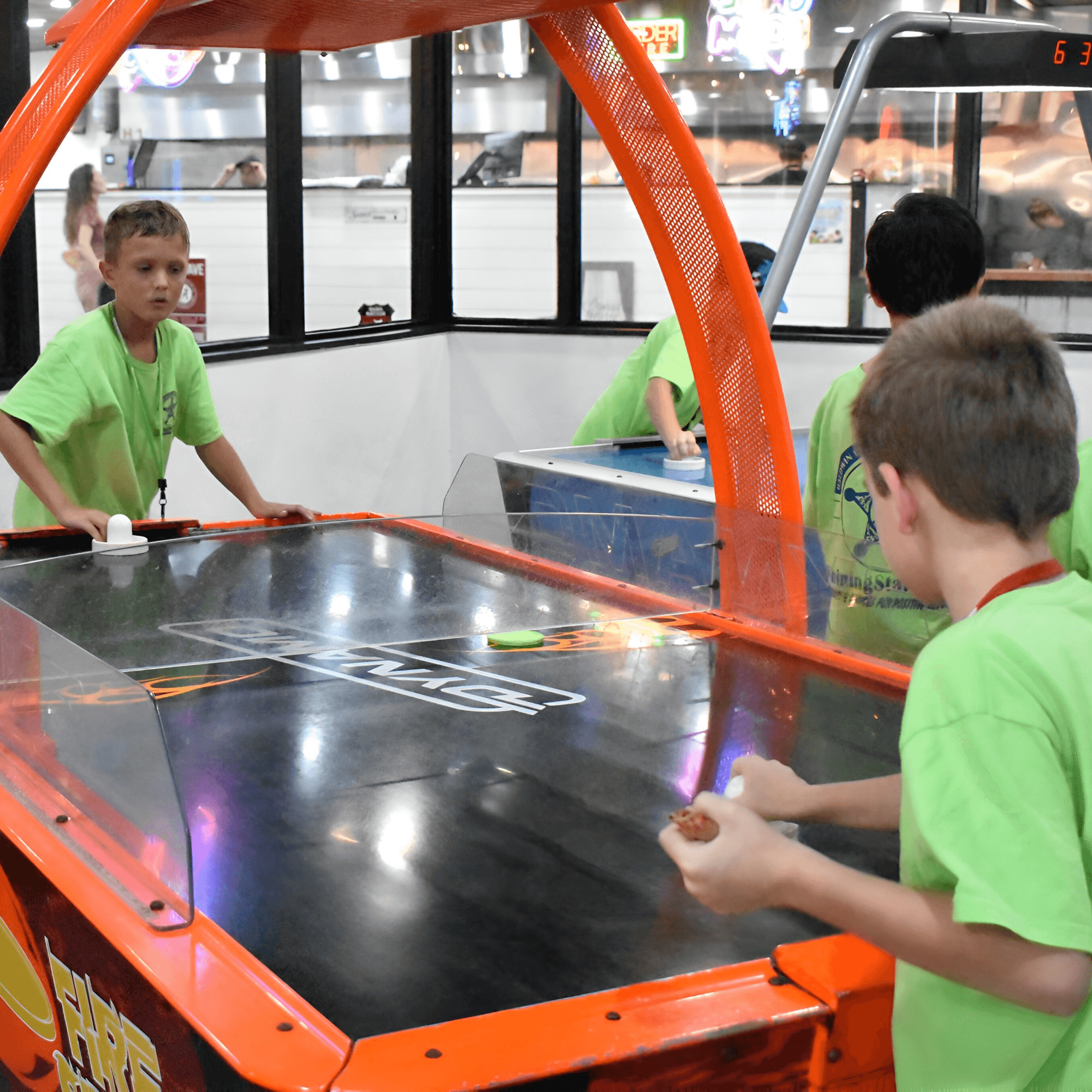 Decades Family Restaurant gallery image #1