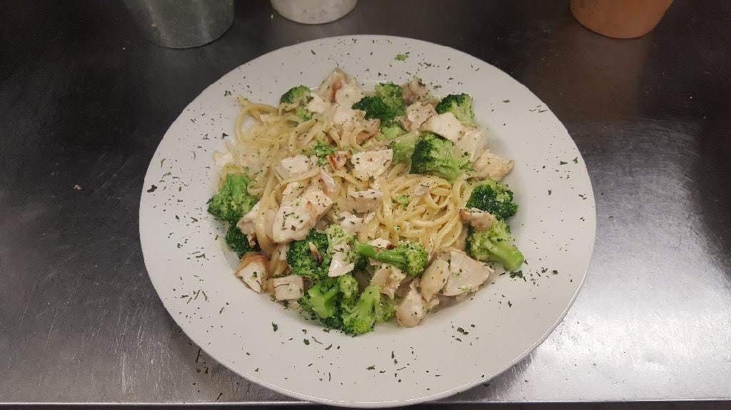 Chicken Broccoli Alfredo.