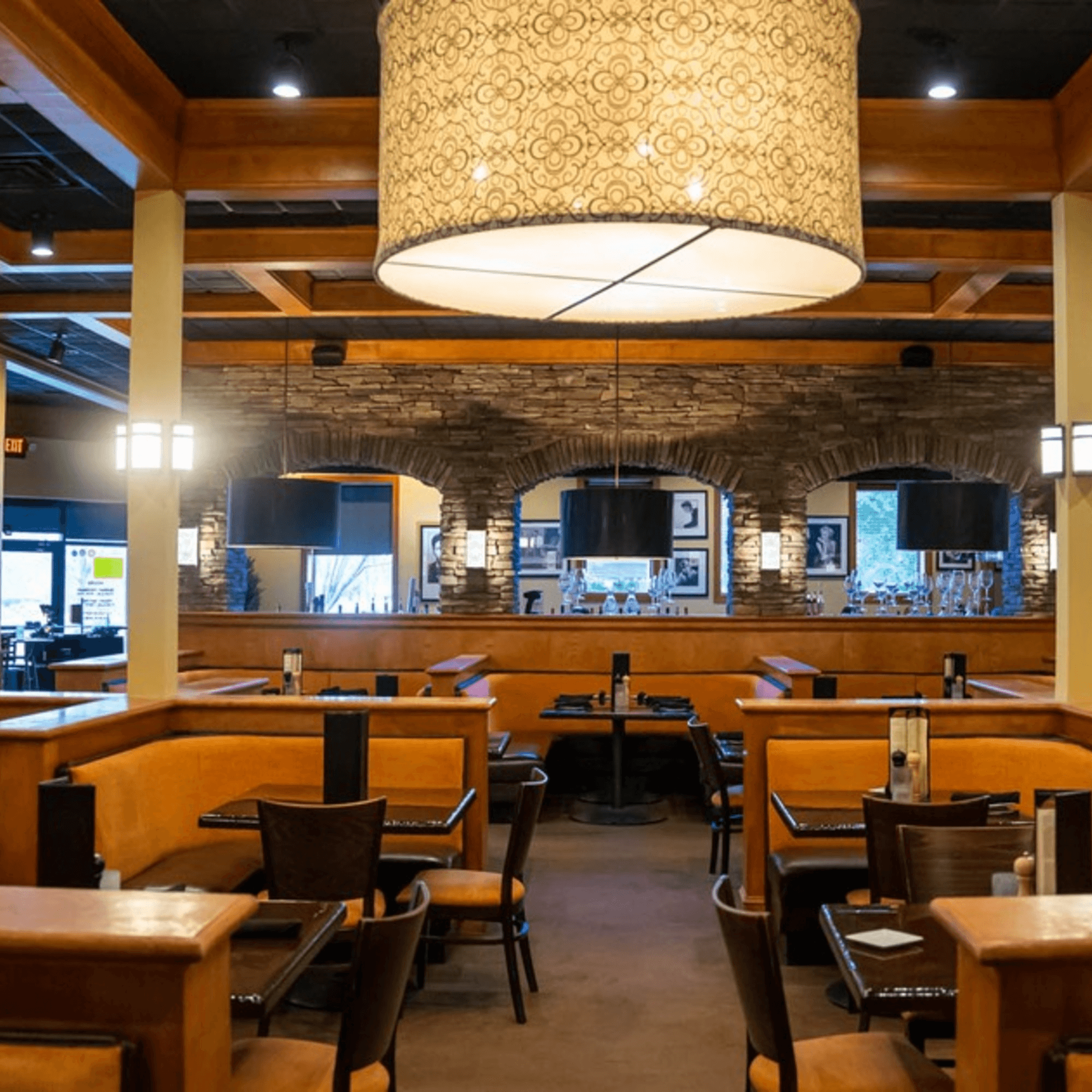 Travinia Italian Kitchen & Wine Bar gallery image #3