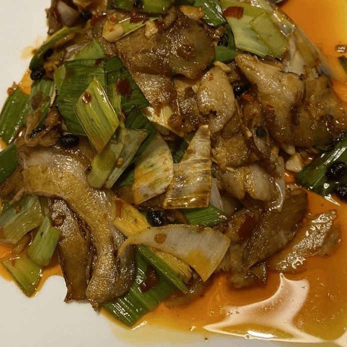 成都回鍋肉 Sauteed Double Cooked Fresh Bacon with Spicy Bean Sauce.
