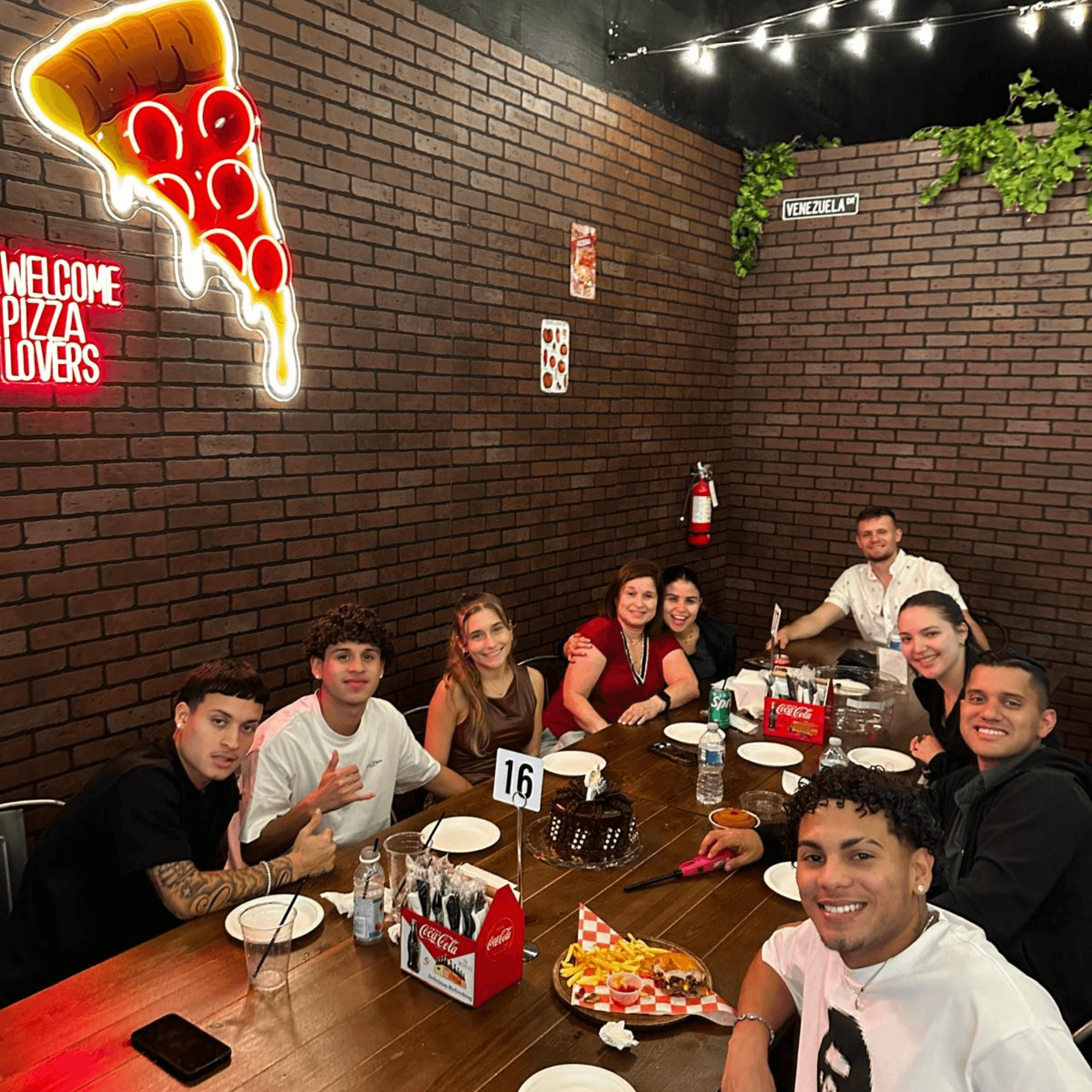 Pia's Not Just Pizza gallery image #4