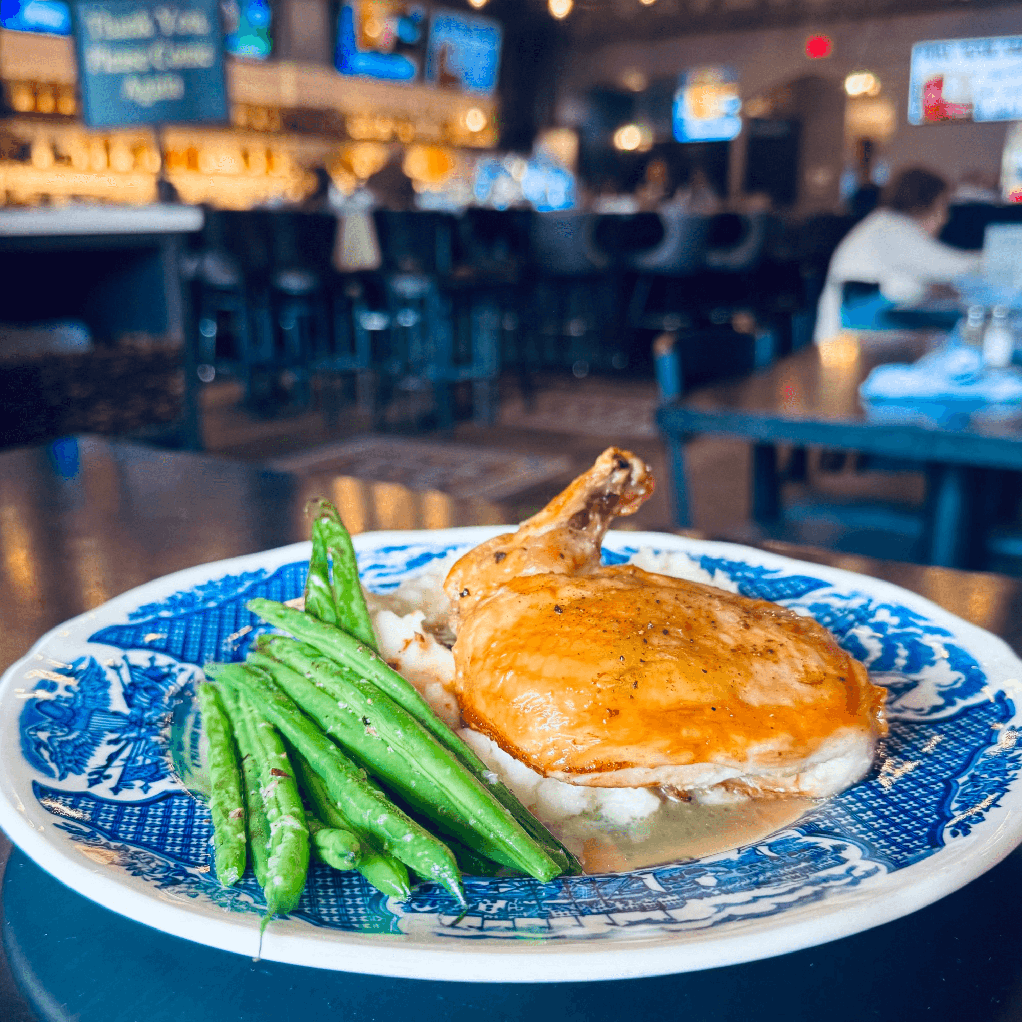 Label Kitchen + Bar gallery image #7