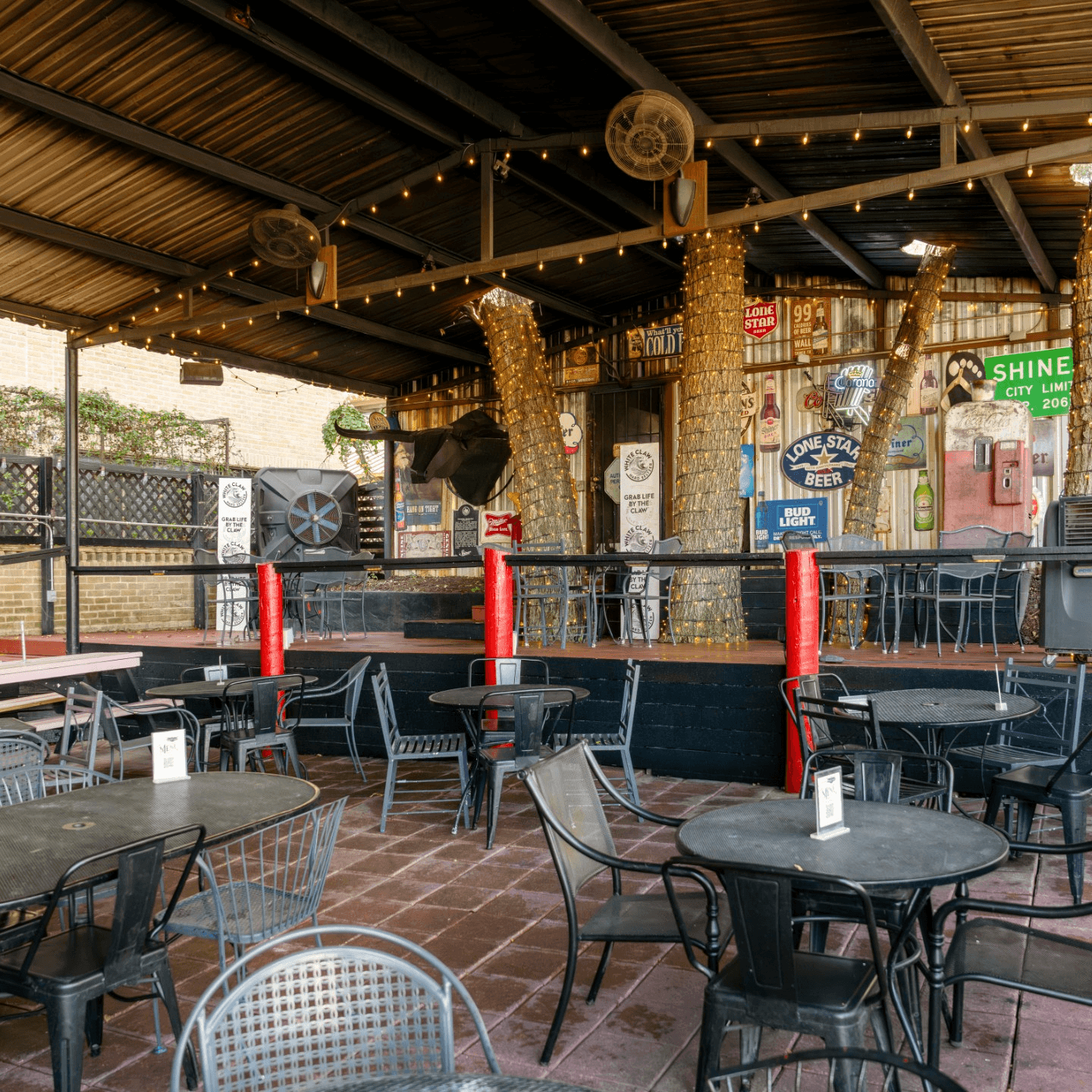 Perfect for Groups, Families & Celebrations