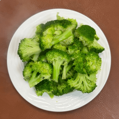 Steamed Broccolli.