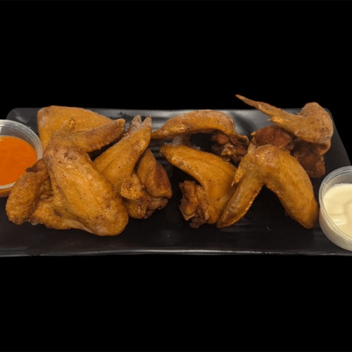 Wings 4 Pieces (Hot, Mild, Spicy Wing Sauce, Garlic Spicy, bbq) Fried.