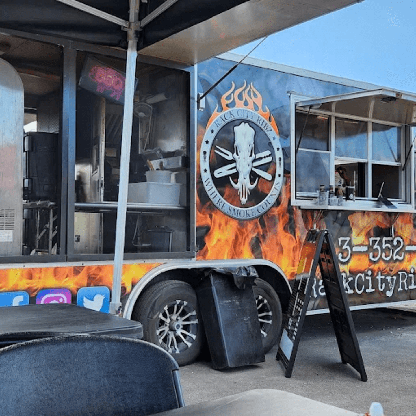 Welcome To Rack City Ribz