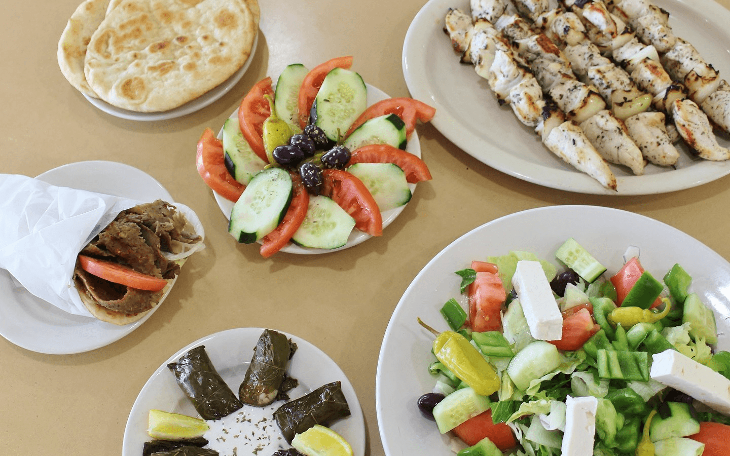 What can you expect at Hub's?