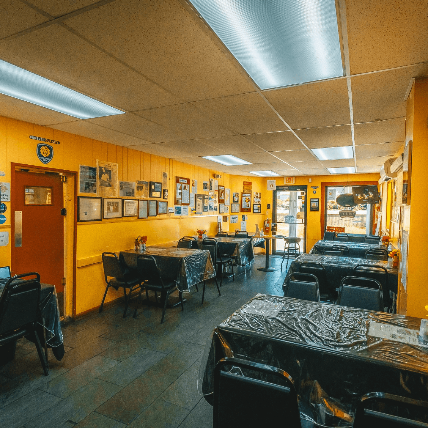 Dine-In Experience At Nikki’s Place