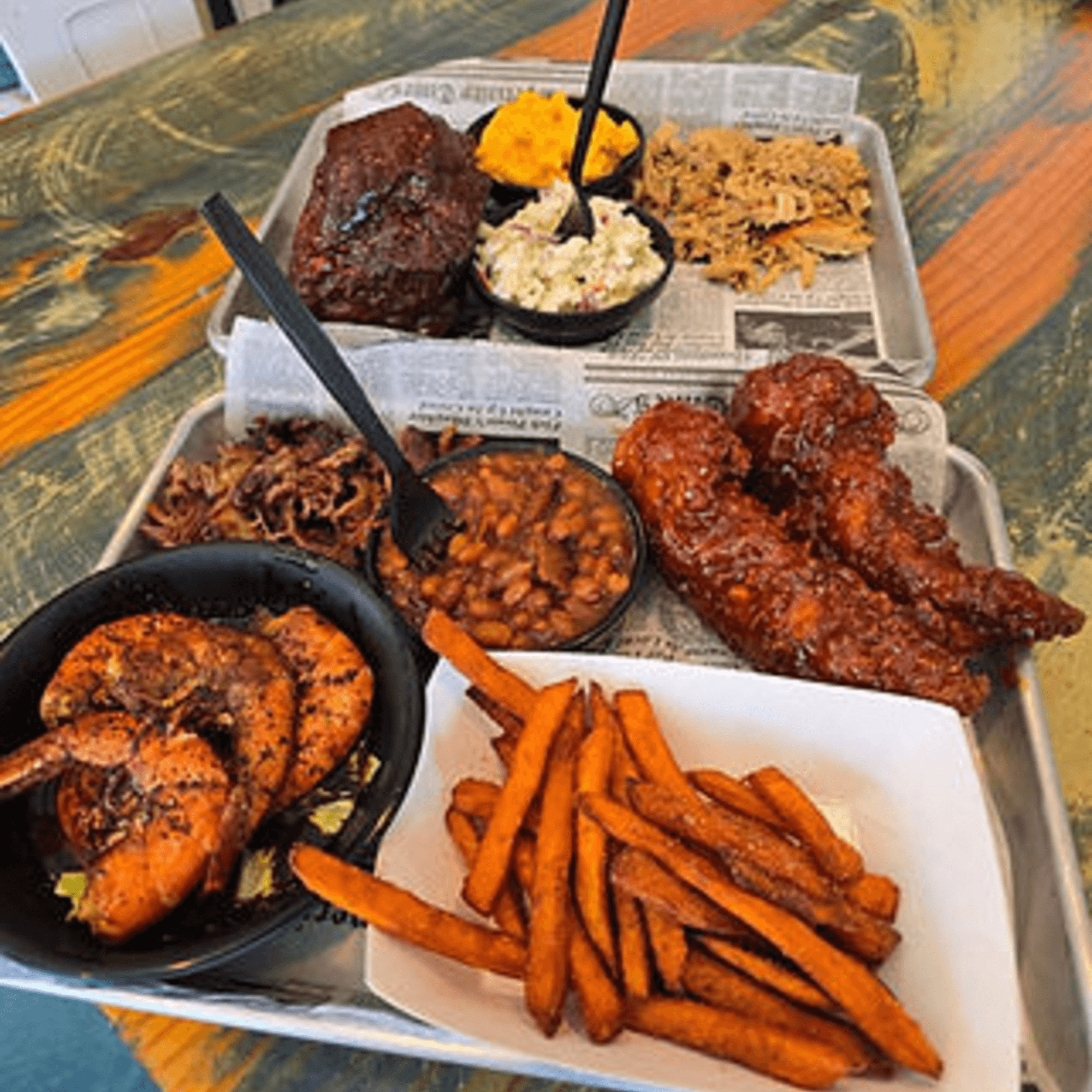 Sunny Daze Smokehouse gallery image #3