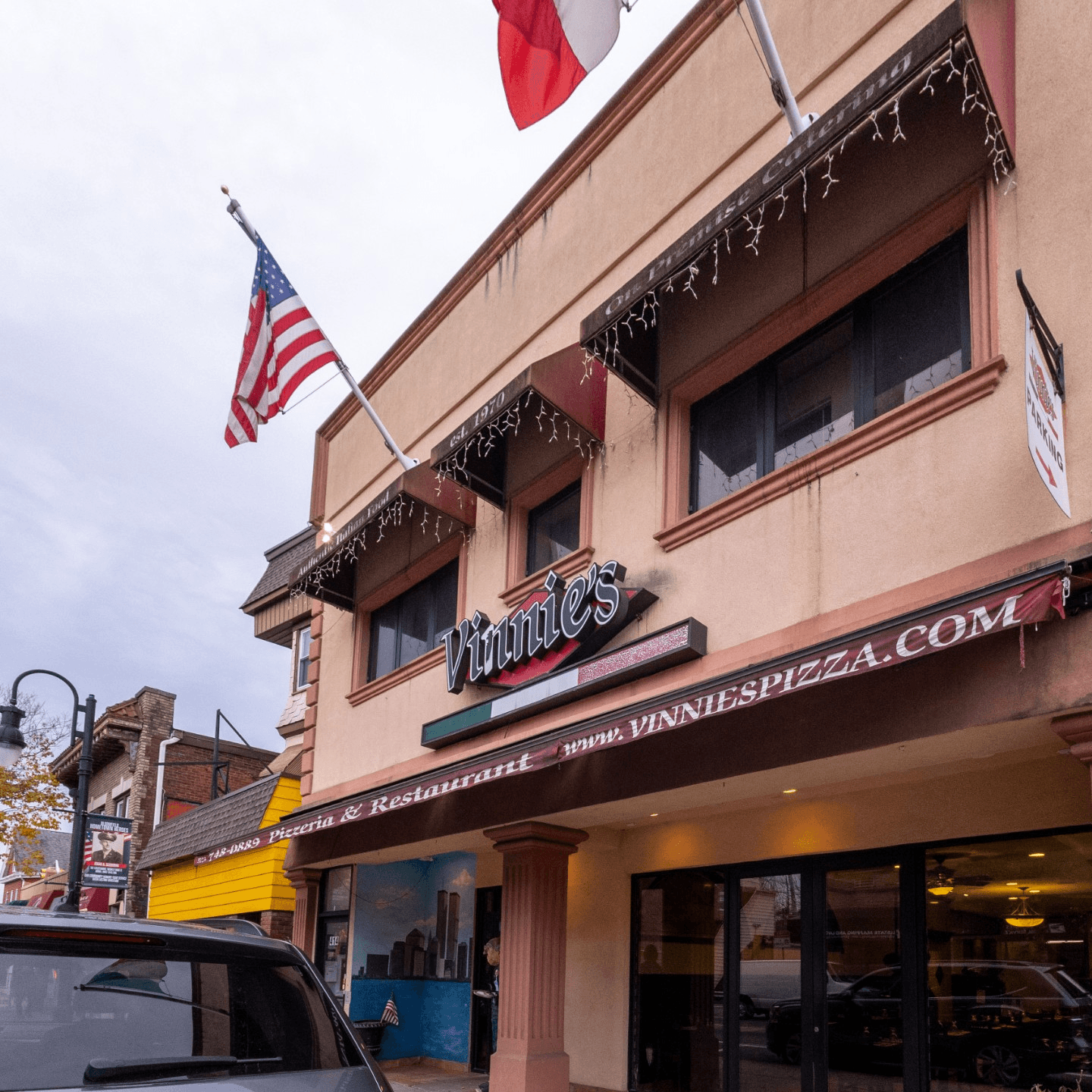 Welcome to Vinnie’s Pizzeria & Restaurant