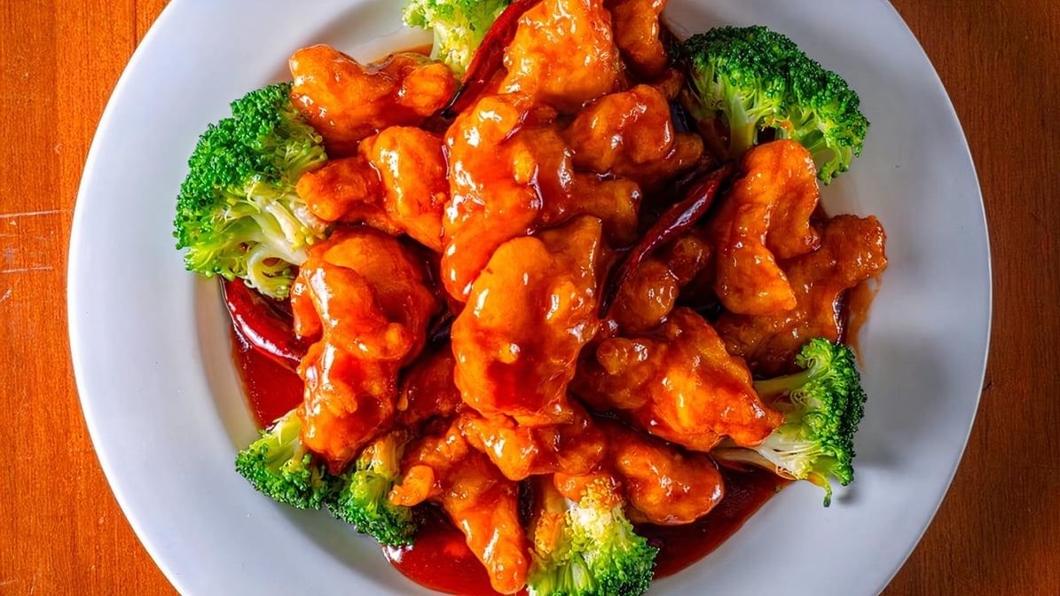 Crab Delights: Asian Fusion and Seafood Favorites