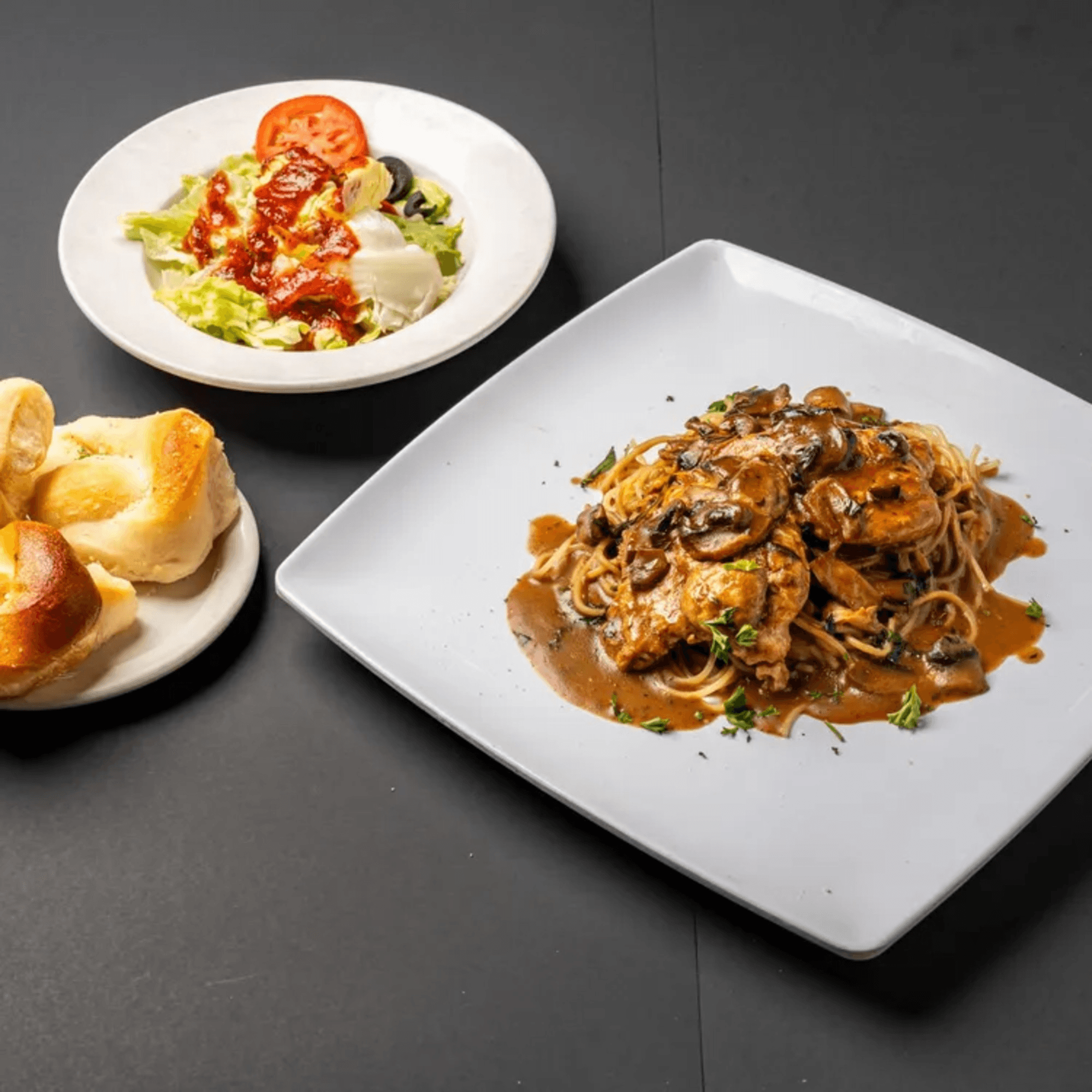 Bella's Italian Restaurant gallery image #3