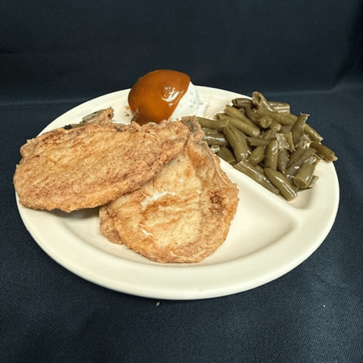 Delicious American Comfort Food at Your Fingertips