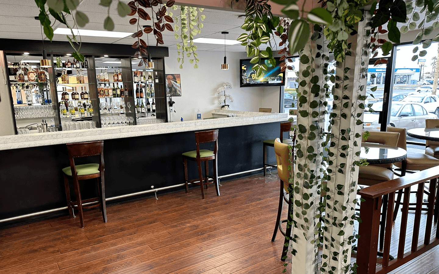 Paradise Bar