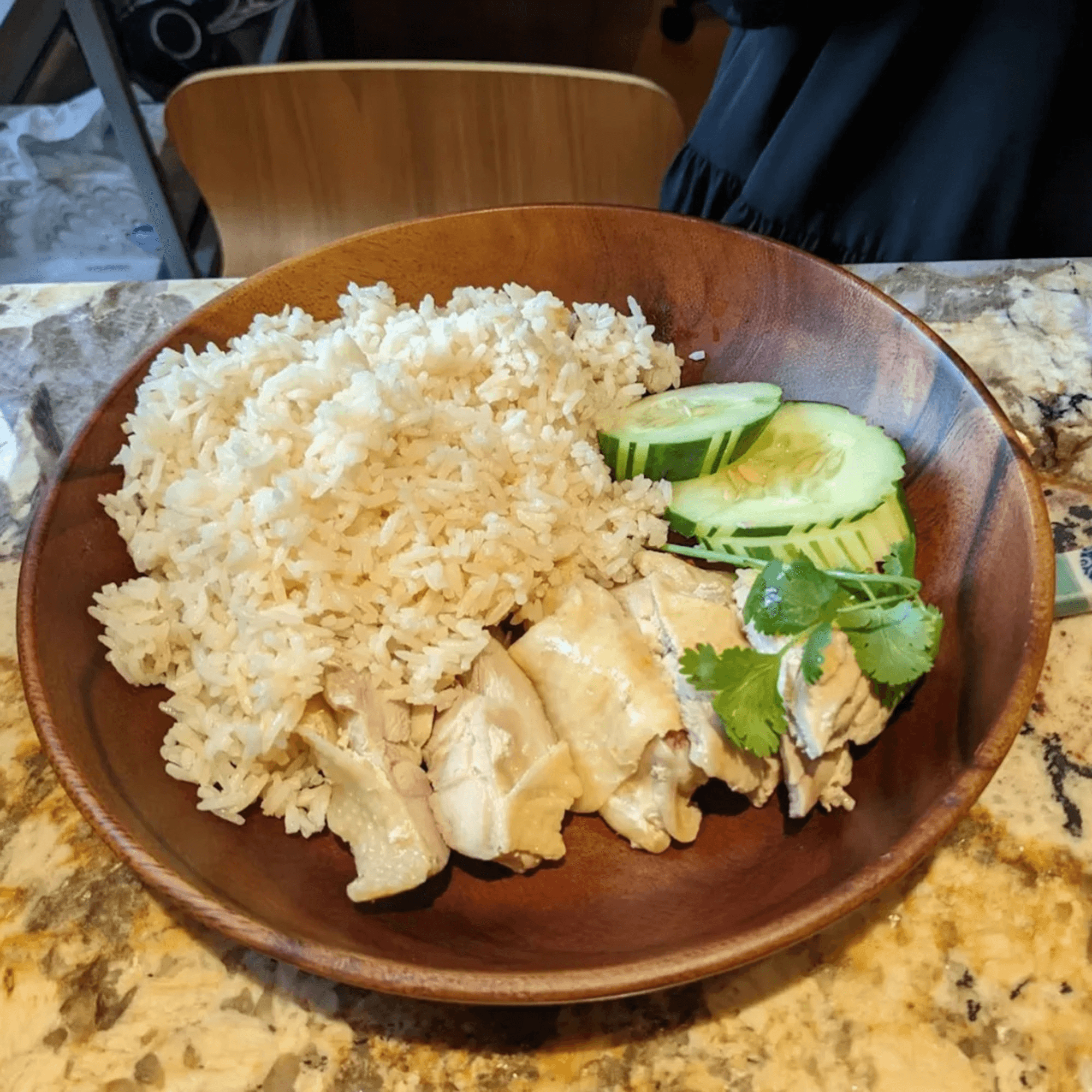 Hen gallery image #6