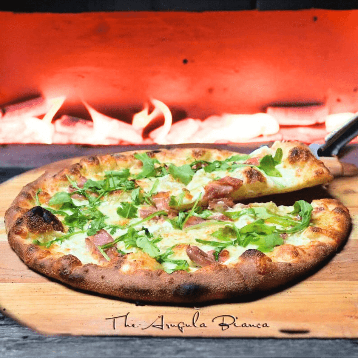 Pizza Arugula Bianca.