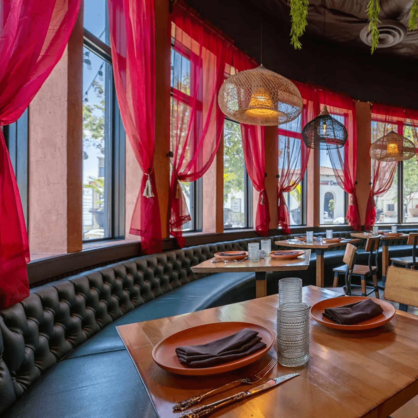 Turn Moments Into Memorable Gatherings