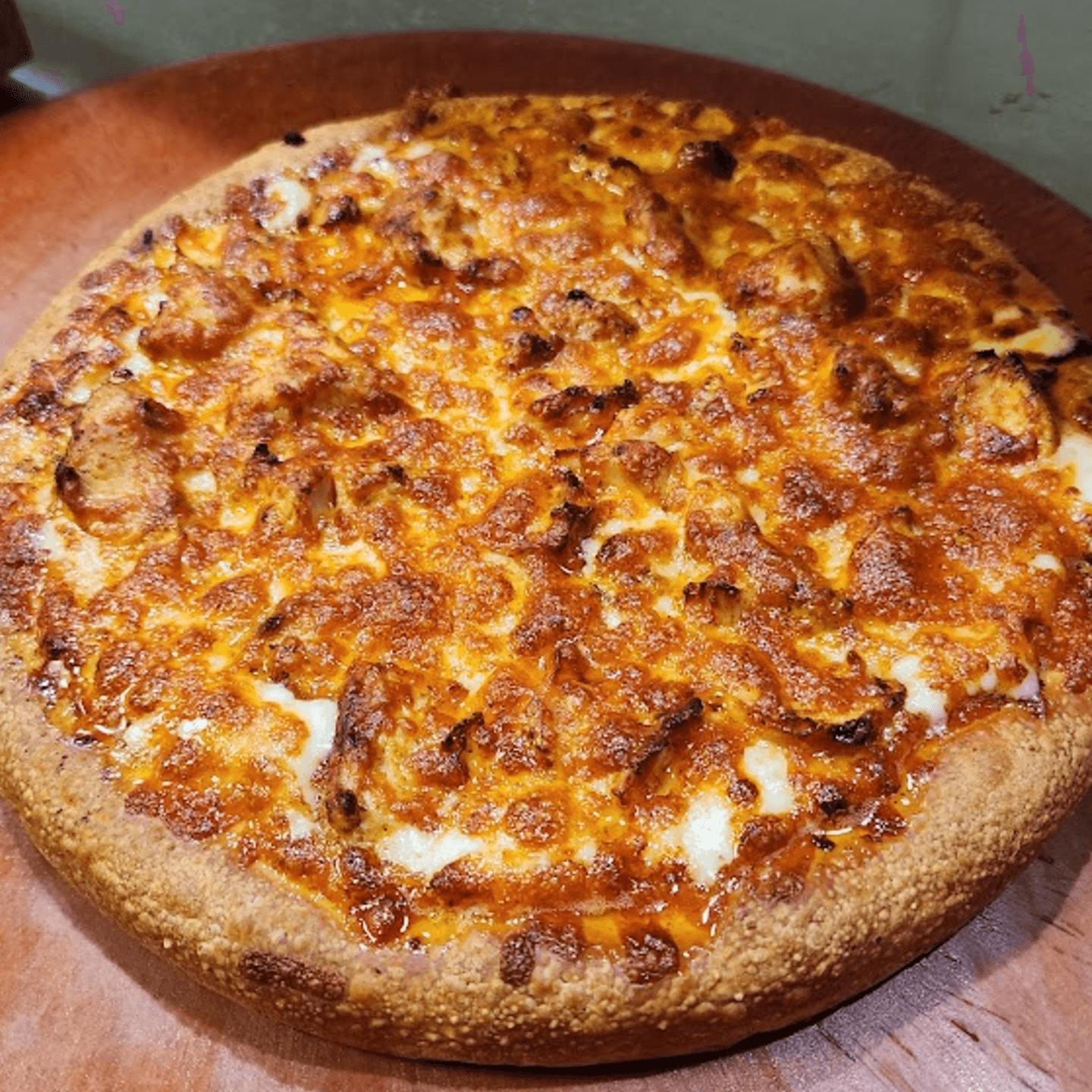 🔥 Buffalo Chicken Pizza Like No Other