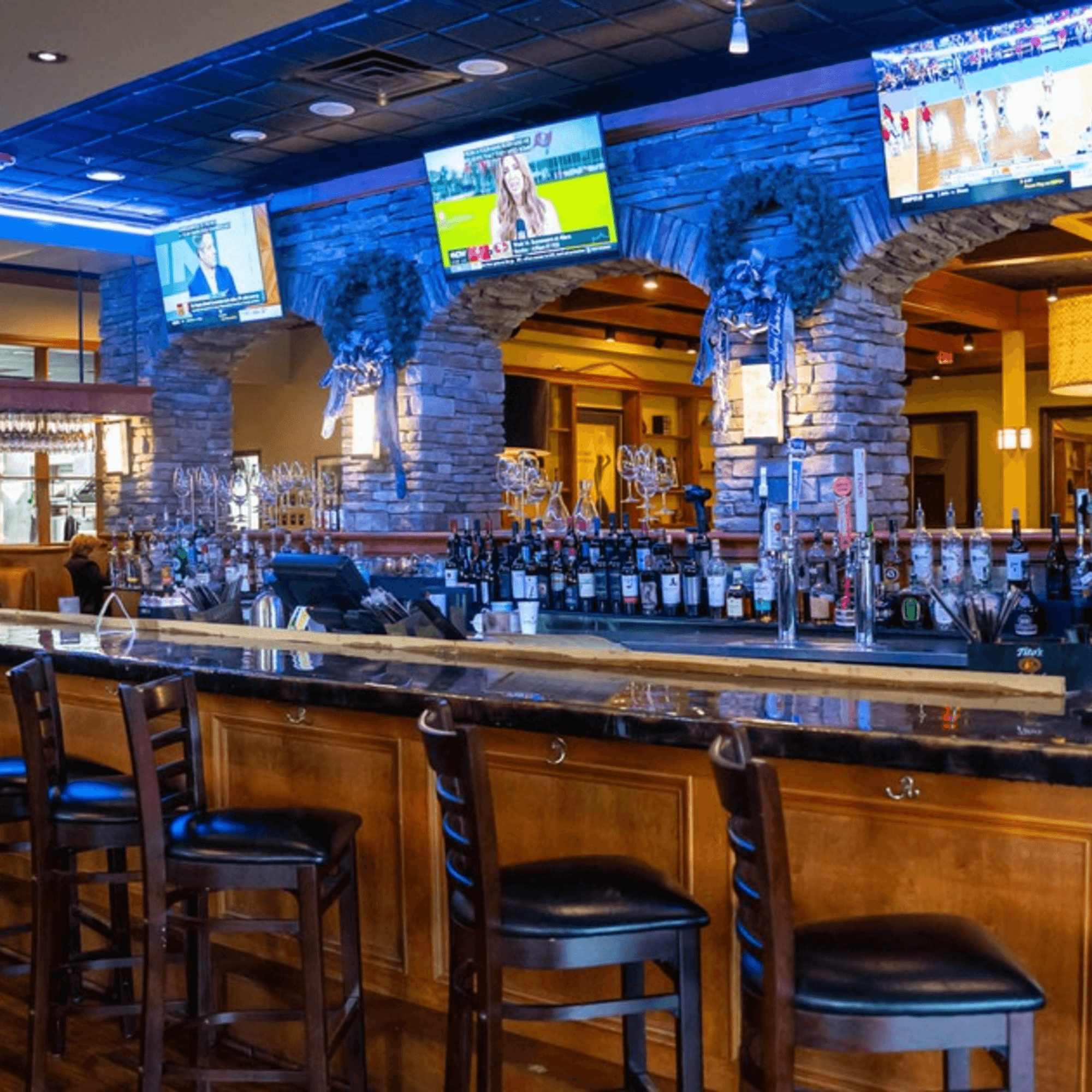 Travinia Italian Kitchen & Wine Bar gallery image #1