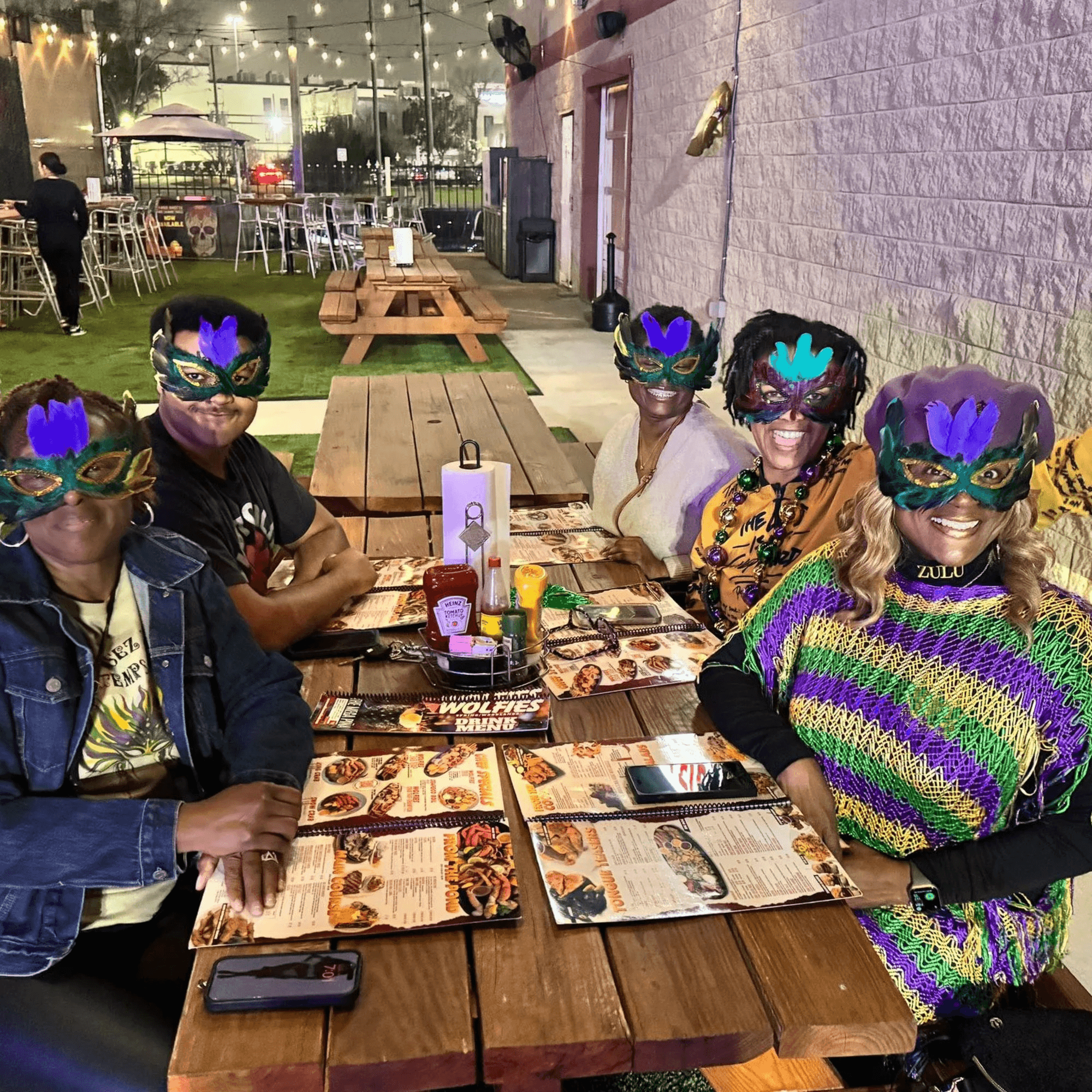 Wolfies Restaurant and Sports Bar gallery image #30