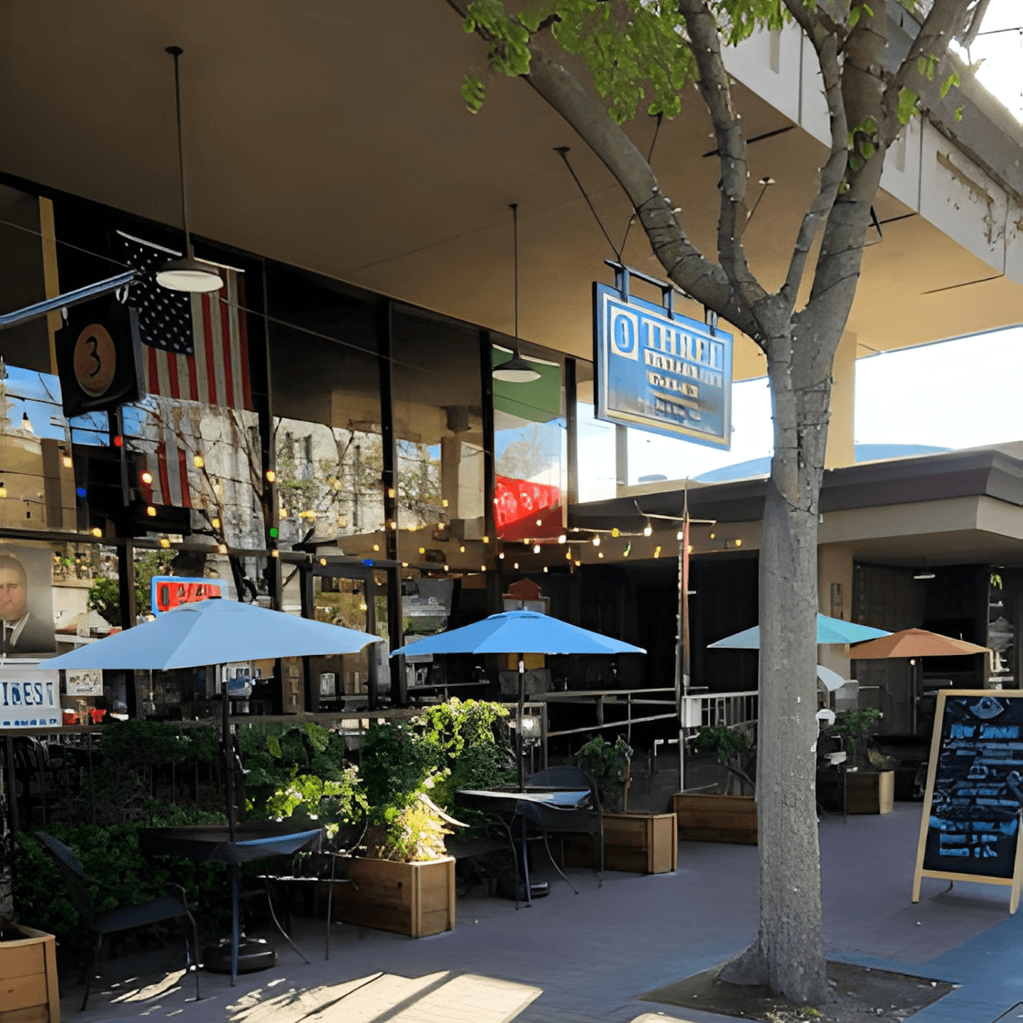 Reserve a Table at Our Restaurant Today!🍽️🪑