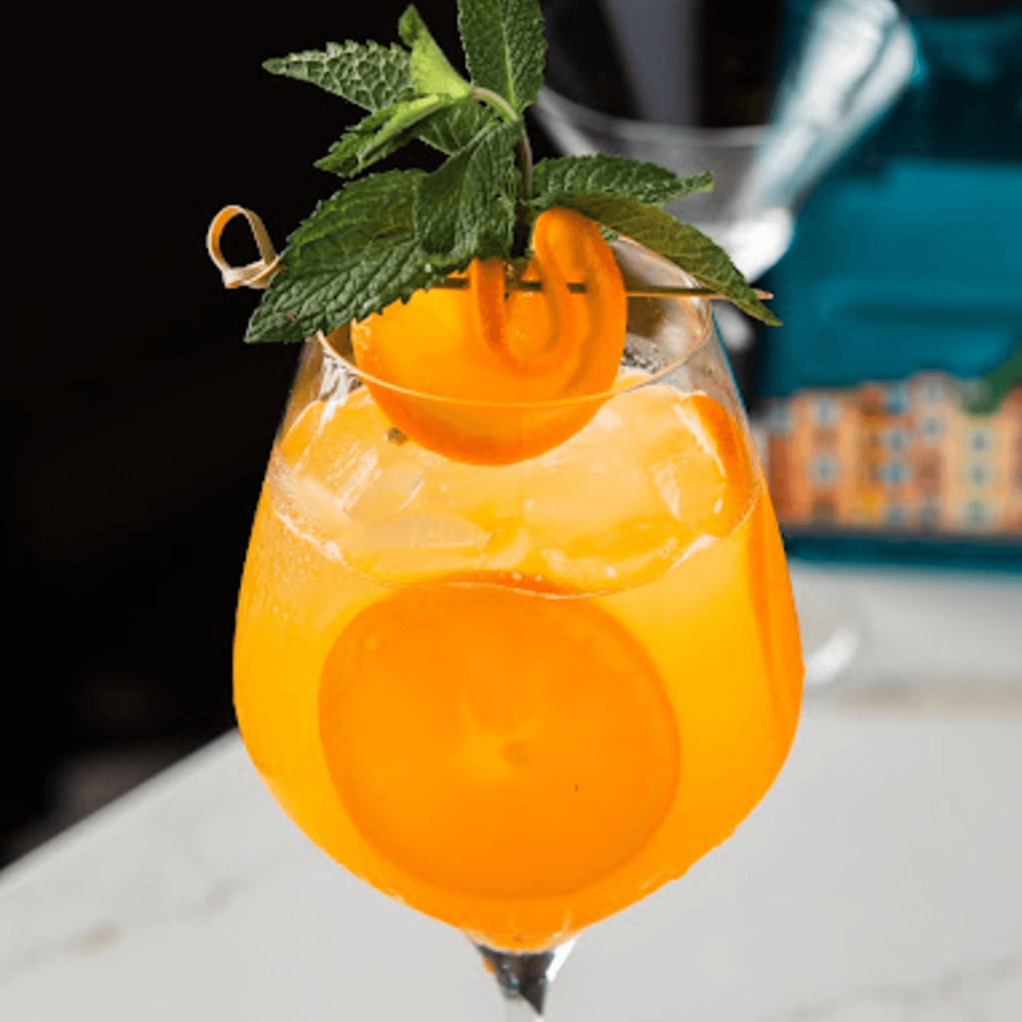 What Sets Us Apart: Drinks & Cocktails 🍸