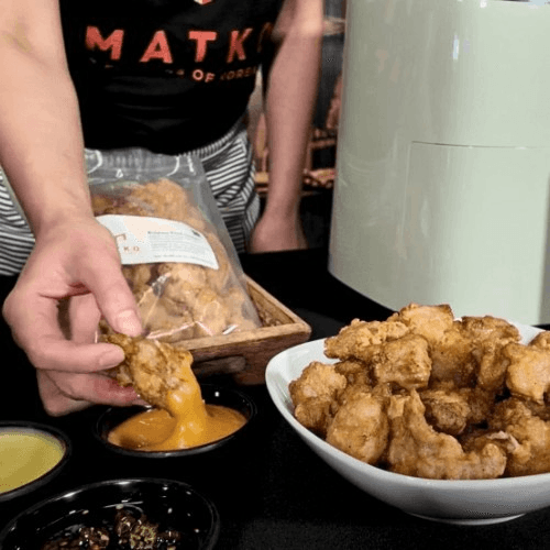 Frozen Boneless Fried Chicken (20oz).