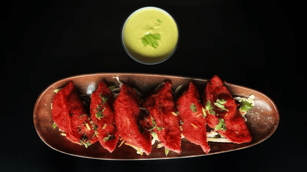 Tandoori Momos.