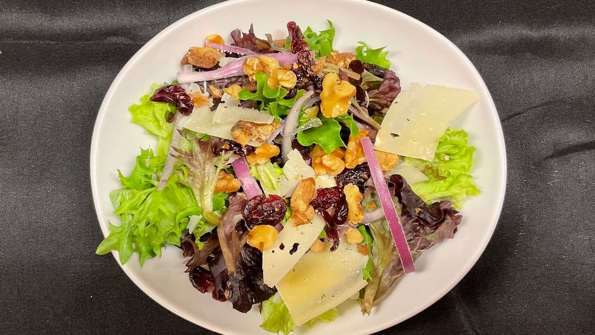 A La Casa Side Salad.