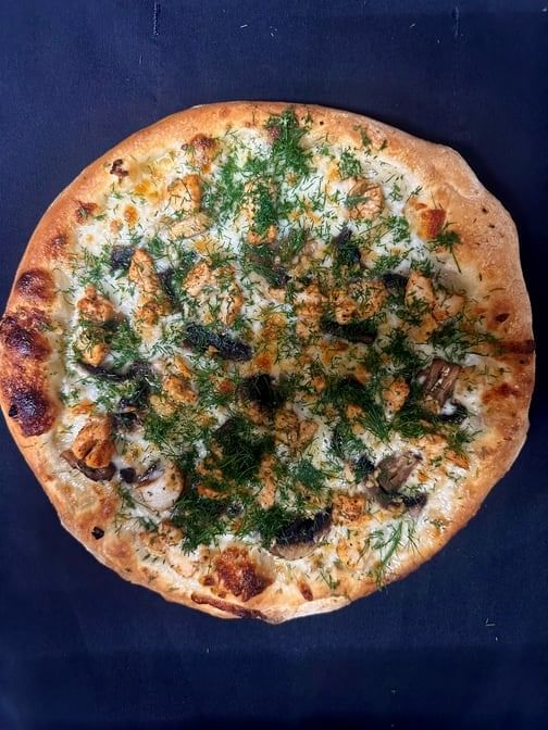 Chicken Garlic Pizza.