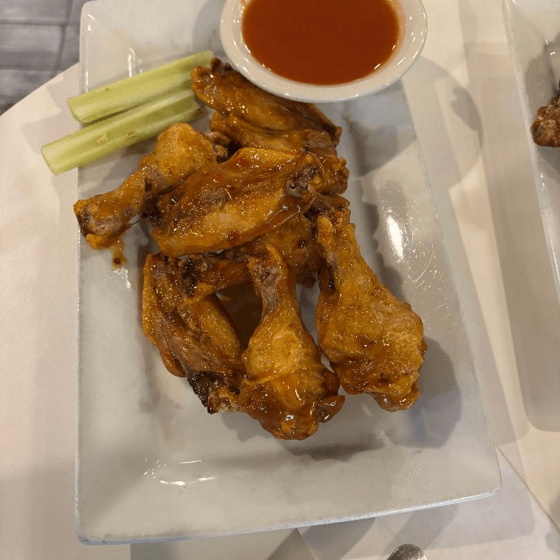 51 Eight Pieces Chicken Wings (8) Mango Habanero.