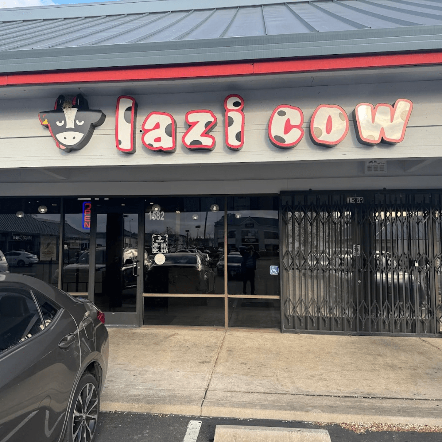 Lazi Cow – Sacramento (Howe Ave)
