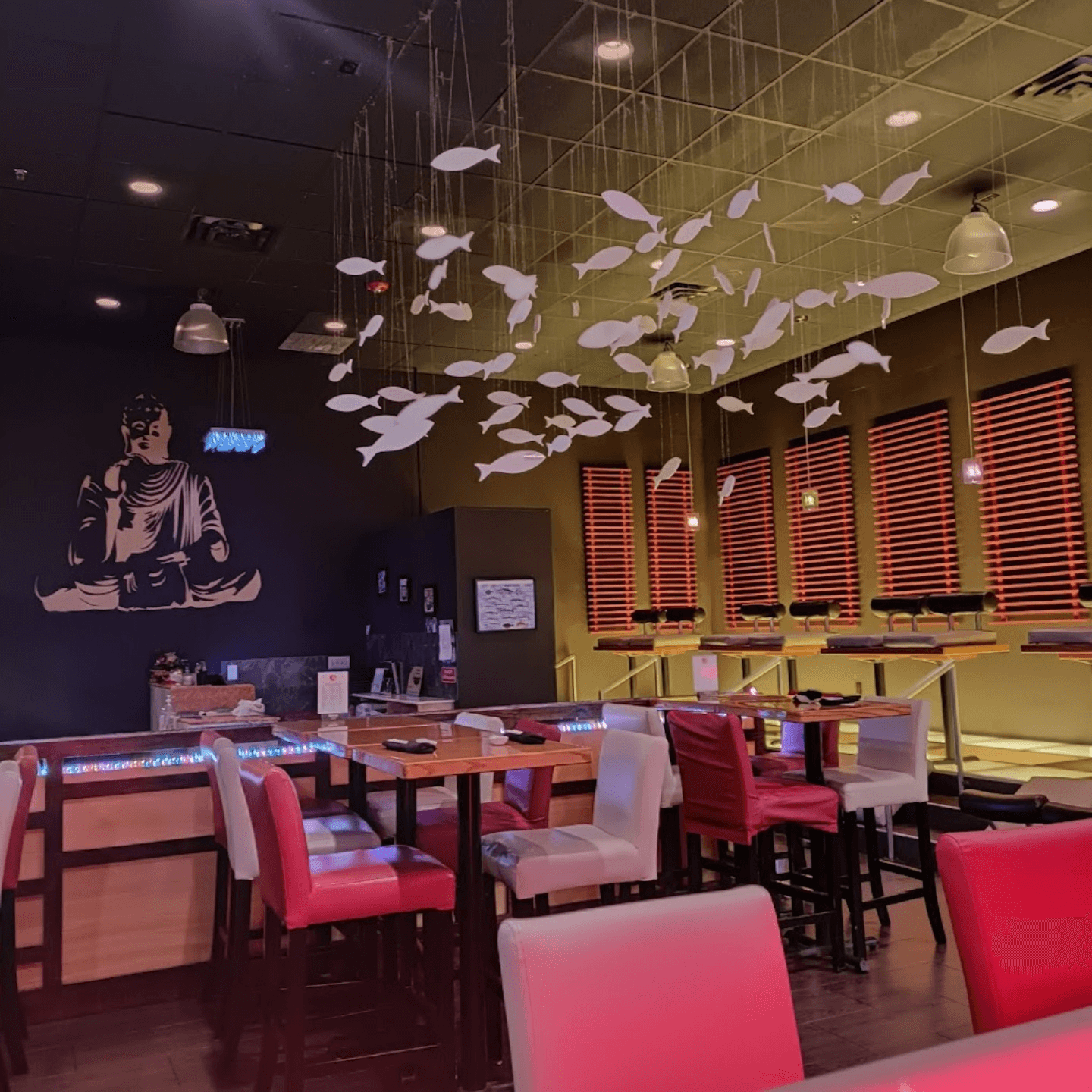Raku Sushi & Lounge