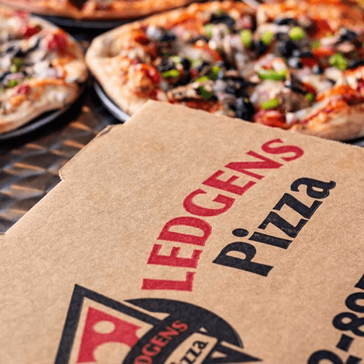 What Makes Ledgens Pizza The Best?