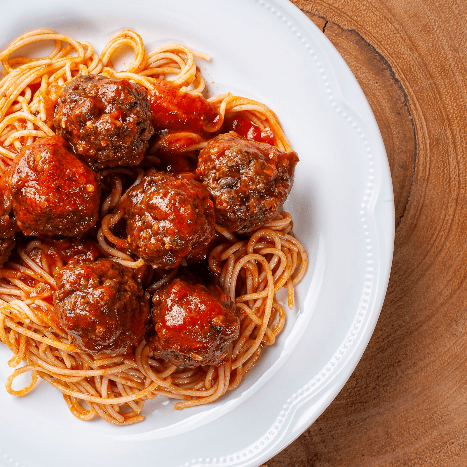 Spaghetti Con Polpette Di Carne.