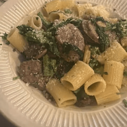 Rigatoni Broccoli Di Rabe and Oil and Garlic.