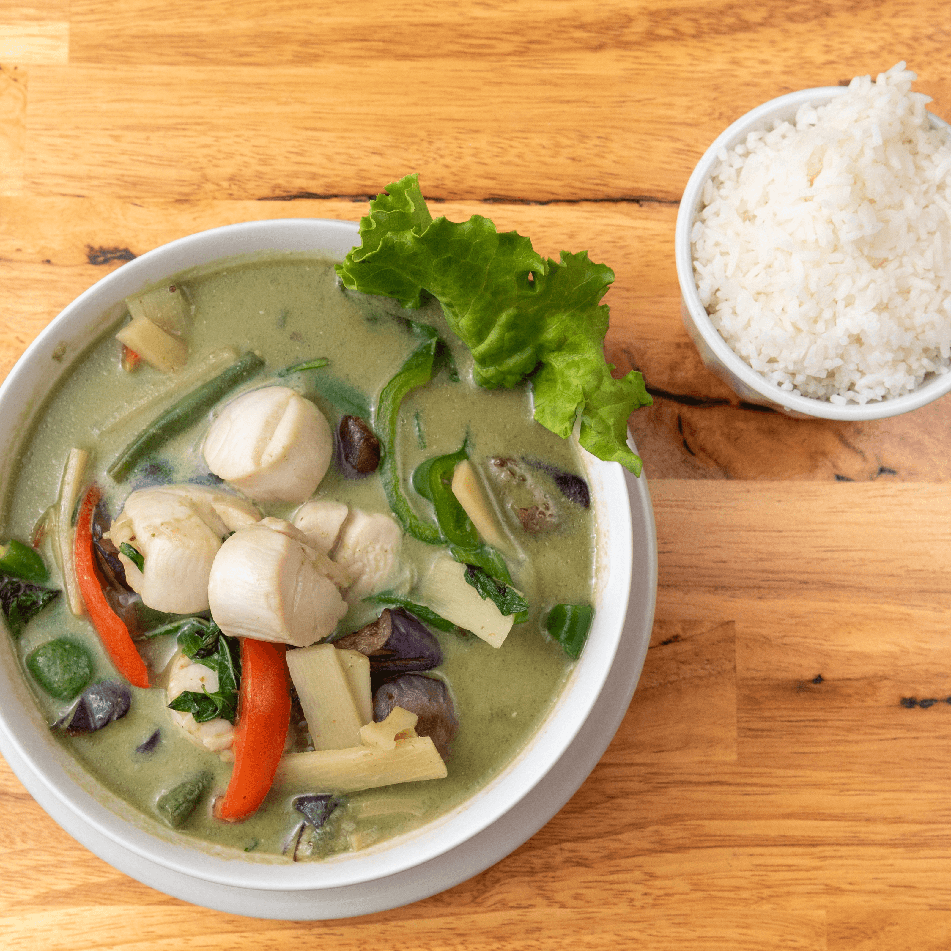 Scallop green curry.