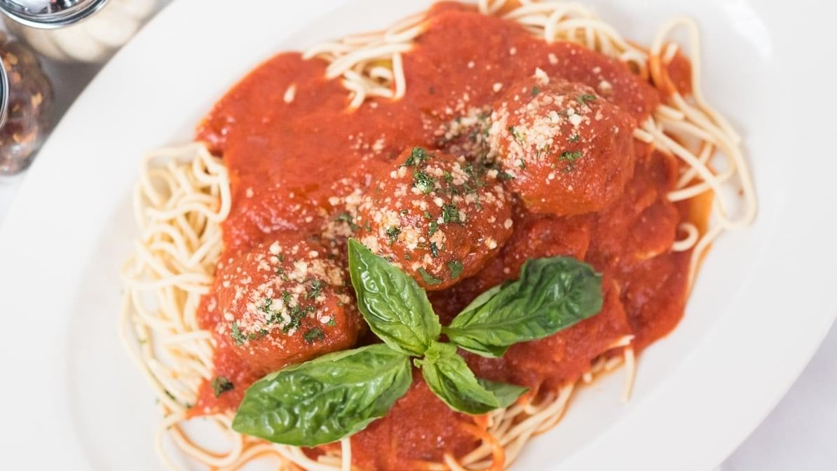 Kid's spaghetti & meatballs.