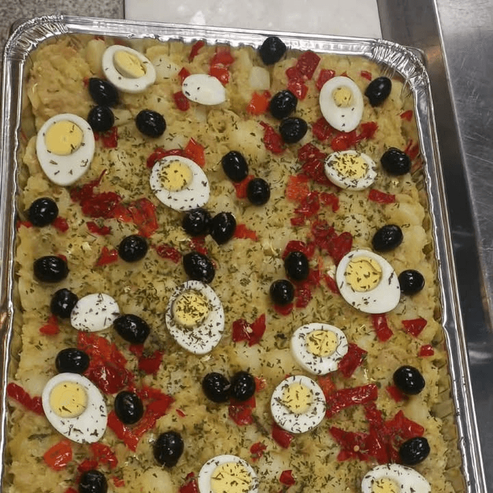 Codfish Gomes Sa Tray.