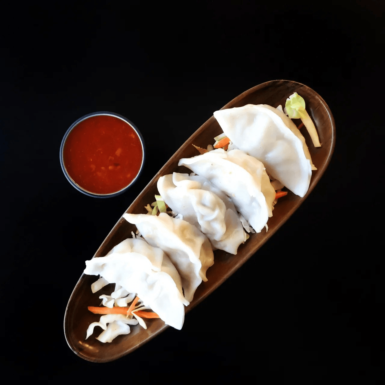 Basil & pepper momo.