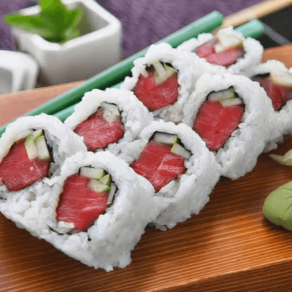 Regular Tuna Roll.