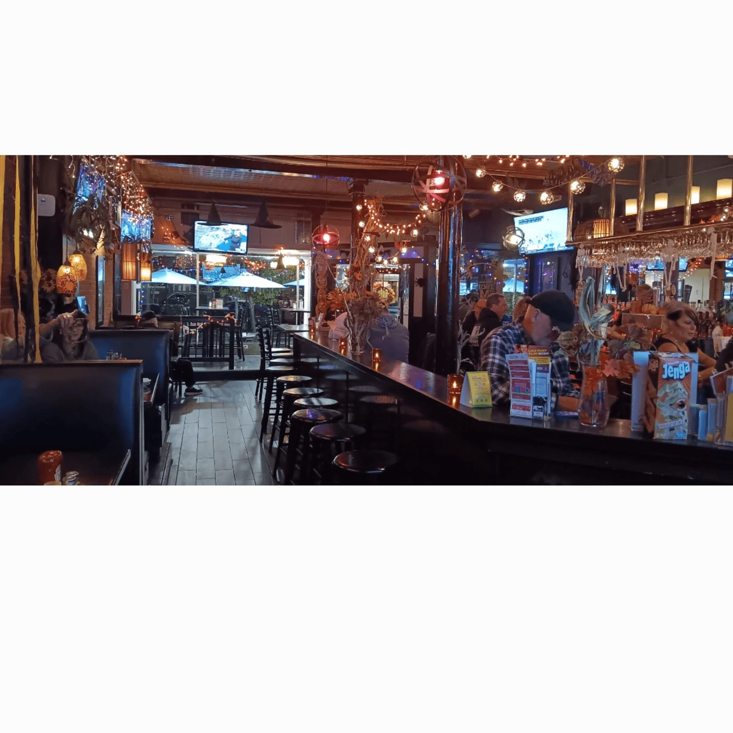 Comfortable Casual Bar Area