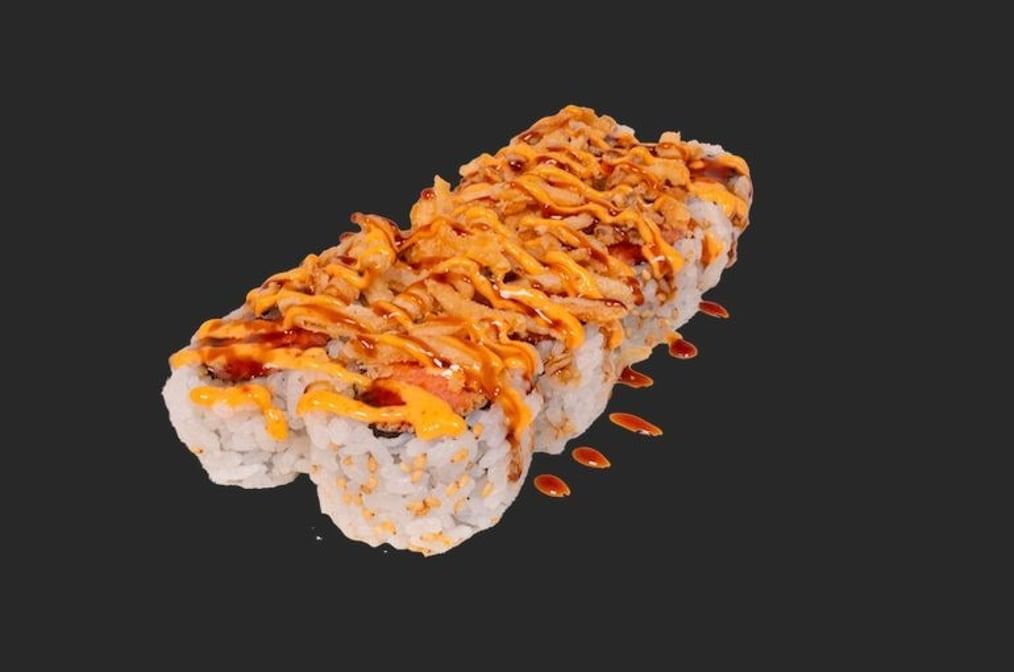 R18 Spicy Tuna Crunchy Roll/ Raw Fish.
