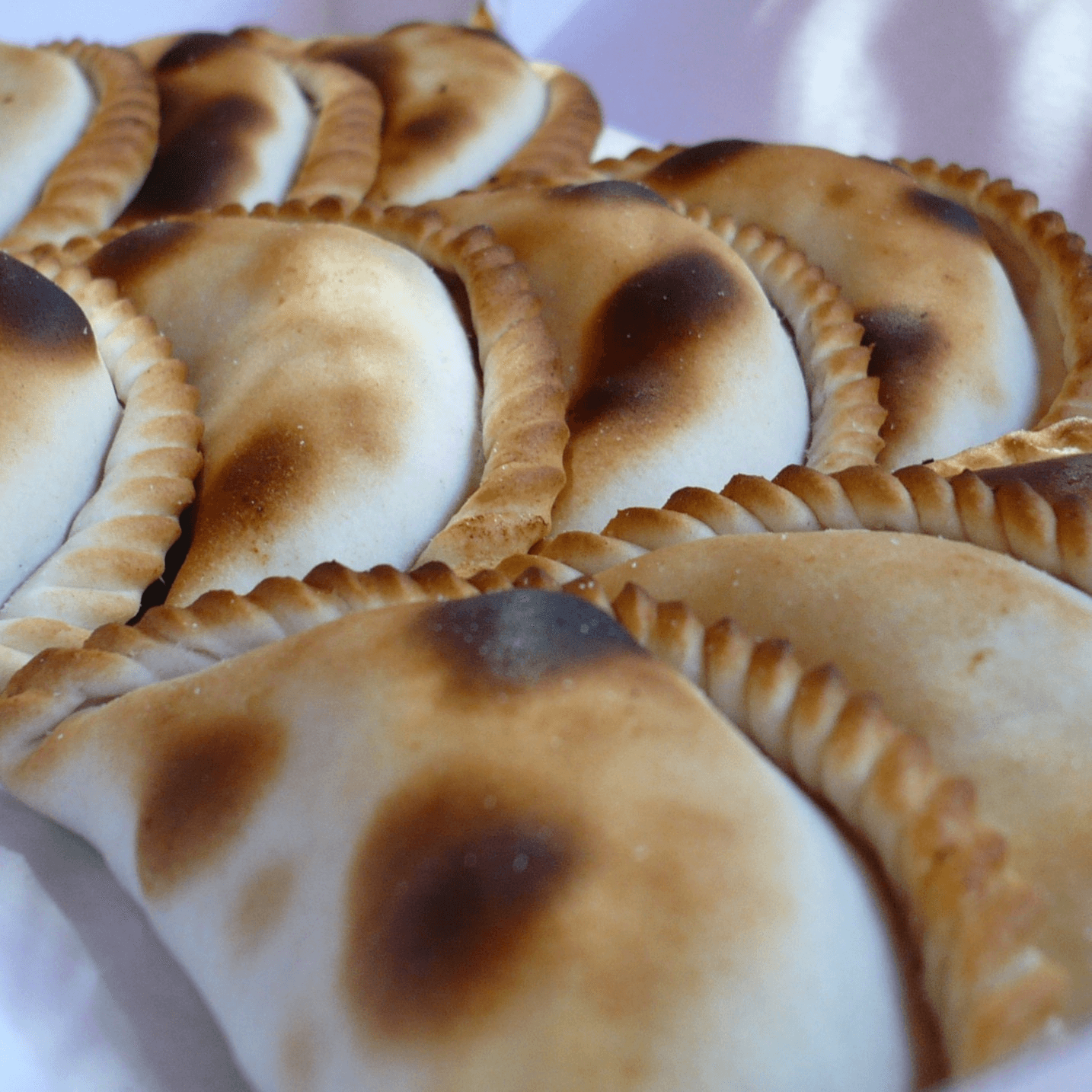 Empanada de Carne Picante.