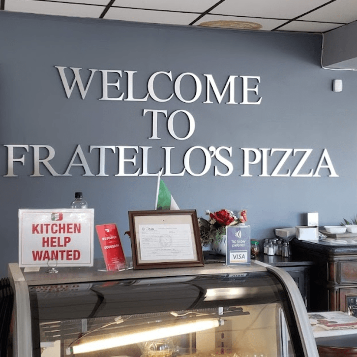 Welcome to Fratello's Pizza 🍕